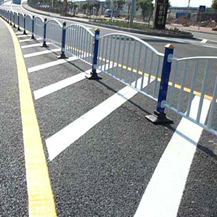 道路劃線 導(dǎo)向標線